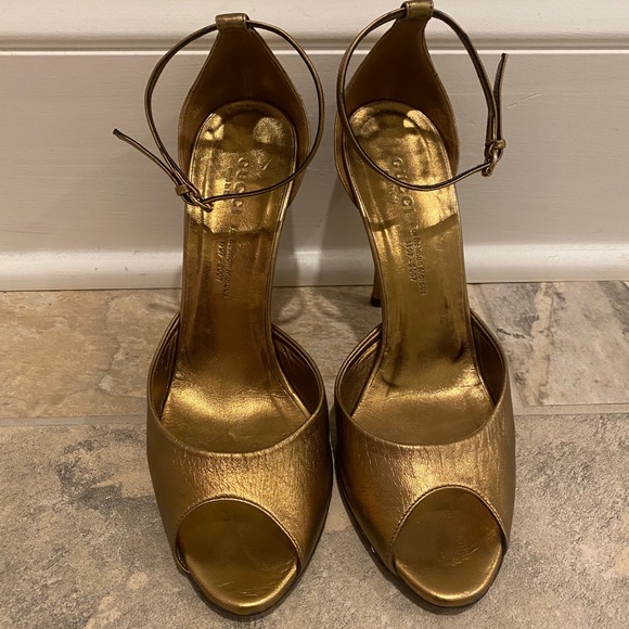 GUCCI Bronze Leather Peep Crystal Bamboo Heels - Picture 4 of 11